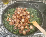 Foto del paso 3 de la receta: Espinacs amb carn de porc