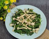 Foto langkah ke 4 dari resep Salad Bayam Jamur Shimeji.