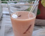 Φωτογραφία βήματος 1 της συνταγής Smoothie με παγωμένη μπανάνα και φρούτα