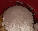 Foto del paso 2 de la receta: Queque húmedo de chocolate y chips de chocolate 1, 2, 3, 😁