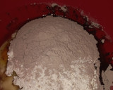 Foto del paso 2 de la receta: Queque húmedo de chocolate y chips de chocolate 1, 2, 3, 😁