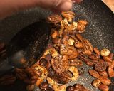 Foto del paso 5 de la receta: Nueces especiadas con garam masala