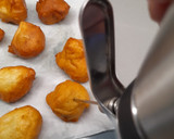 Foto del paso 10 de la receta: Buñuelos de vieira rellenos de espuma de seta camagroc