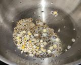 A picture of step 4 of Corn daliya upma.