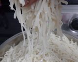હક્કા નૂડલ્સ(Hakka Noodles Recipe In Gujarati) રેસીપી સ્ટેપ1ફોટો