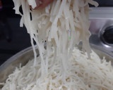 હક્કા નૂડલ્સ(Hakka Noodles Recipe In Gujarati) રેસીપી સ્ટેપ1ફોટો
