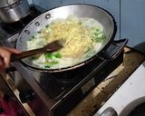 Foto langkah ke 5 dari resep Bakmi Godog pesawat terbang ala mama Mugi.