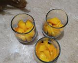 A picture of step 3 of Oreo custard shots.
