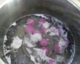 A picture of step 5 of Sago jaggery pudding with parpul rice ball.