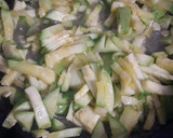 Foto del paso 1 de la receta: Ravioles de ricota con salsa agridulce (veggie)