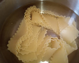 Foto del paso 3 de la receta: Lasaña de pollo y espinacas