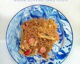 Foto langkah ke 5 dari resep Bihun Goreng Tahu Sosis.
