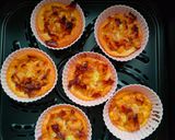 Foto del passaggio 4 della ricetta Tartellette con Crema Frangipane e Cubetti di Mele alla Cannella