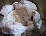 Foto langkah ke 2 dari resep Ayam Goreng Ketumbar.