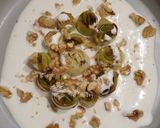 Foto del paso 3 de la receta: Puerros asados con salsa de ricotta y mostaza