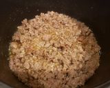 A picture of step 2 of Zuppa Toscana.