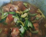 A picture of step 3 of Capsicum chicken.