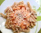 Foto del paso 2 de la receta: Salsa superrápida de pimiento rojo y parmesano