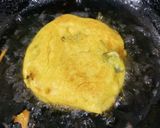 A picture of step 7 of Ulta Vada pav.