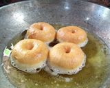 Foto langkah ke 4 dari resep Donat lembutt mennull dg white ring.
