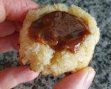 Foto del paso 4 de la receta: 🍪🥥🍓Pepas de coco con dulce de leche y dulce de frutilla en la flip