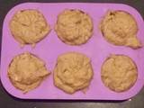 Muffins y budín con harina de kamut, de banana y cardamomo. Veganos