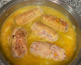 Foto del paso 4 de la receta: Enrollado de pollo relleno de jamón y queso con salsa de verduras