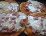 Foto del paso 5 de la receta: Pizza casera sin horno súper rápida y fácil