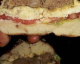 صورة لخطوة 3 من وصفة همبرغر 🍔😋😋