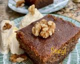 A picture of step 11 of Melahrini (Syrupy Walnut and Cocoa Cake).