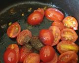 A picture of step 7 of Tomato Garlic Toast.