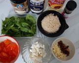 รูปขั้นตอนการทำที่ 1 ของ "ข้าวคลุกผัดกะเพราไข่แดงเค็ม"🍚🥚🌿
