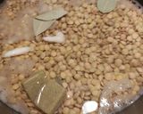 Pikáns lencsefőzelék,joghurttal,roppanós virslivel 🥣🥣🥣 recept fázis 2 fotója
