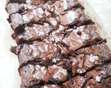 Foto langkah ke 4 dari resep Fudgy Brownies.
