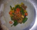 Foto langkah ke 2 dari resep Martabak telor mercon isi tongkol.