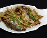 Hình bước làm 5 của món Cá kho măng