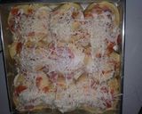 Foto langkah ke 3 dari resep Pizza Roll homemade (otang).