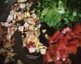 Foto langkah ke 2 dari resep Spicy Fried Couscous with Chia Seed.