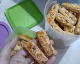Foto langkah ke 12 dari resep Kastengel Keju (no mixer).