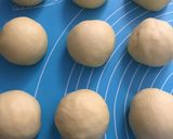 Foto langkah ke 4 dari resep Buttermilk Braided Doughnuts.