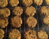 Foto langkah ke 4 dari resep Oat Dates Ginger Cookies.
