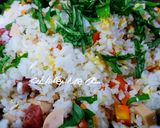 Hình bước làm 2 của món Cơm chiên lá quế