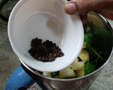 Green chicken gravy (கீரீன் சிக் கன் கிரேவி) ரெசிபி ஸ்டேப் 1 புகைப்படம்