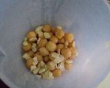 A picture of step 3 of Hummus.