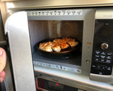 Foto del paso 3 de la receta: Gratinado de pollo en hasselback con tomates cherry