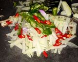 Foto langkah ke 3 dari resep Tumis labu mie goreng.
