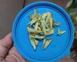 豆豉燒煮薑絲豆仔魚的食譜步驟2照片
