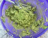 Foto del paso 2 de la receta: Tostada de aguacate y huevo