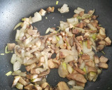Foto del paso 4 de la receta: Contramuslos de pollo en salsa de ostras