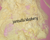 A picture of step 2 of Colourful twisted cookies.